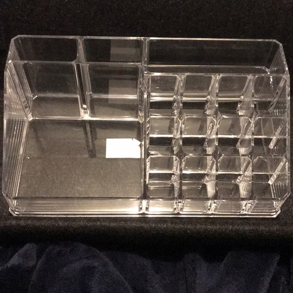 Makeup Organizers - Picture 4 of 5